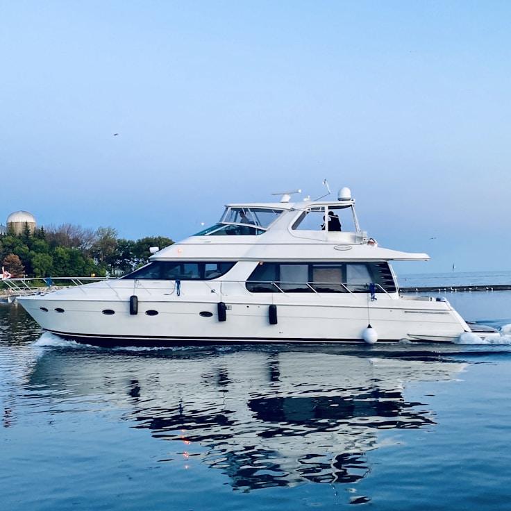 Exquisite dining on a yacht