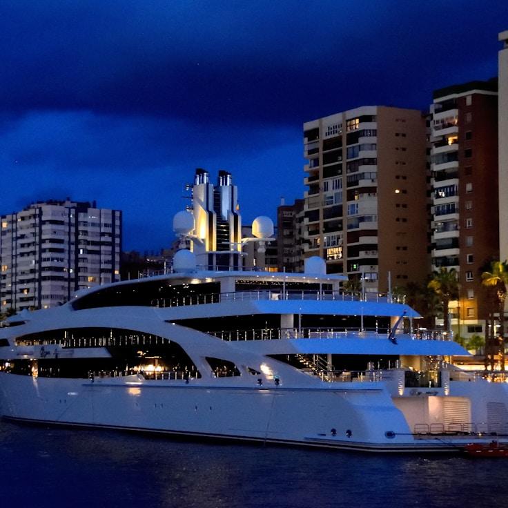 Sea entertainment snapshot